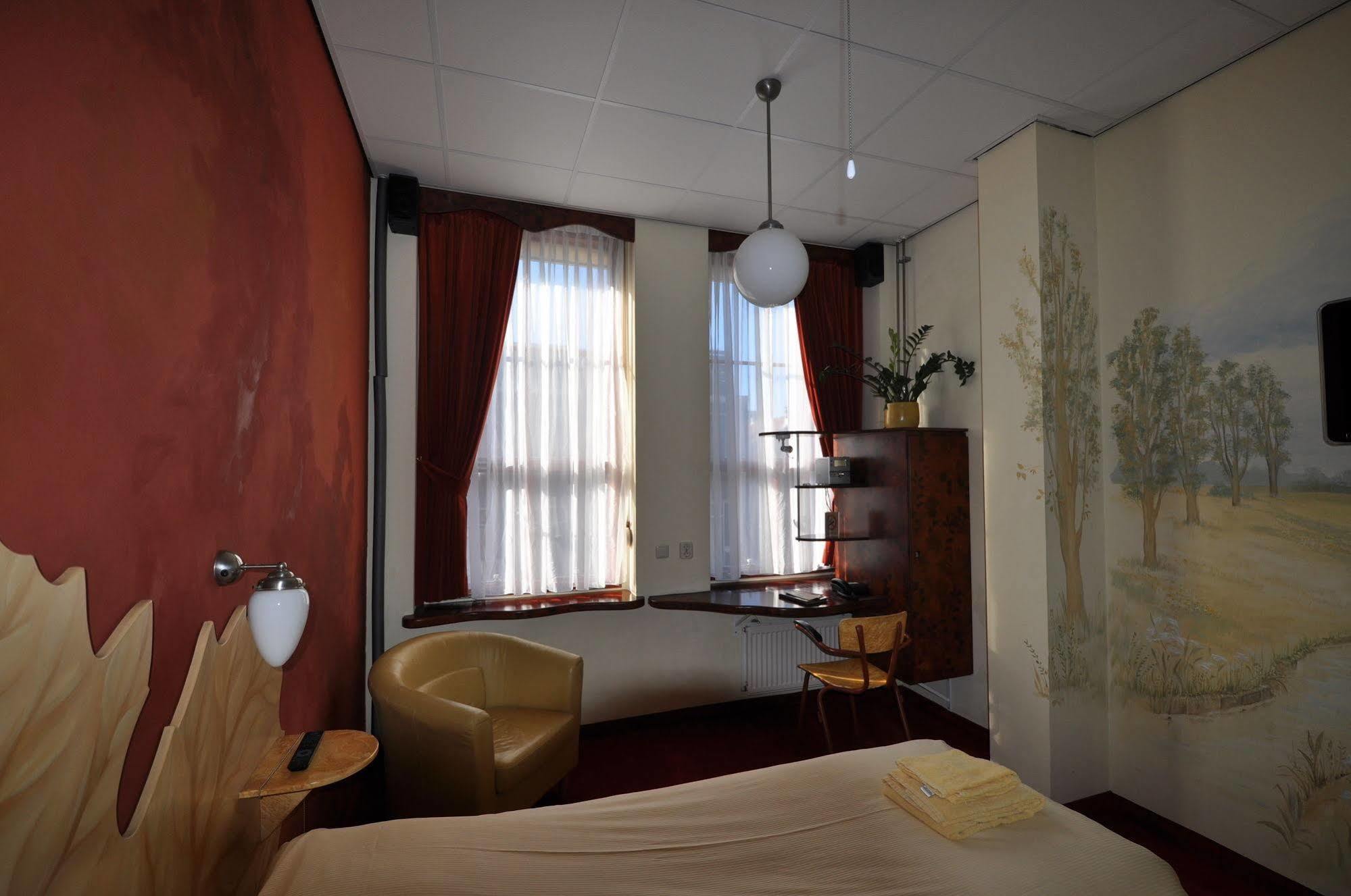 Hotel De Plataan Delft Centrum Ngoại thất bức ảnh